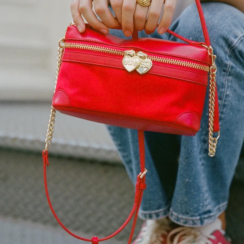 Stoney clover lane top handle bag in tomato with heart zipper